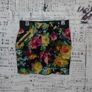 Sans Souci Floral Skirt Size L